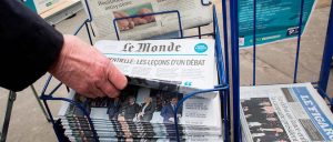 Read more about the article Médias : recettes publicitaires en hausse pour la TV, en baisse pour la radio..